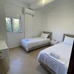 Er Deti 3*