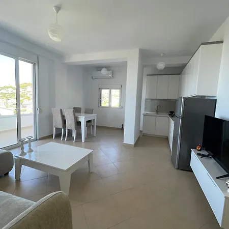 アパートホテル Er Deti Sarandë